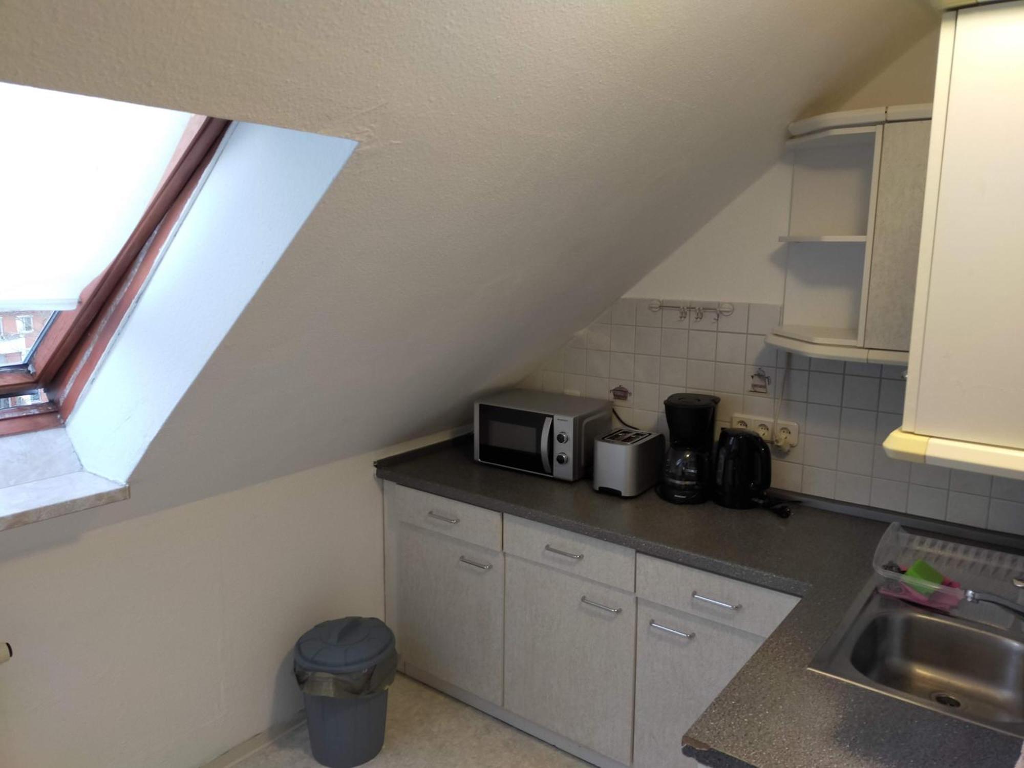 Flex Aparts - Grosse, Moeblierte Wohnung In Zwickau Mit 2 Zimmern Eksteriør bilde